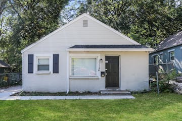 7318 Brooklyn Ave Kansas City, MO 64132